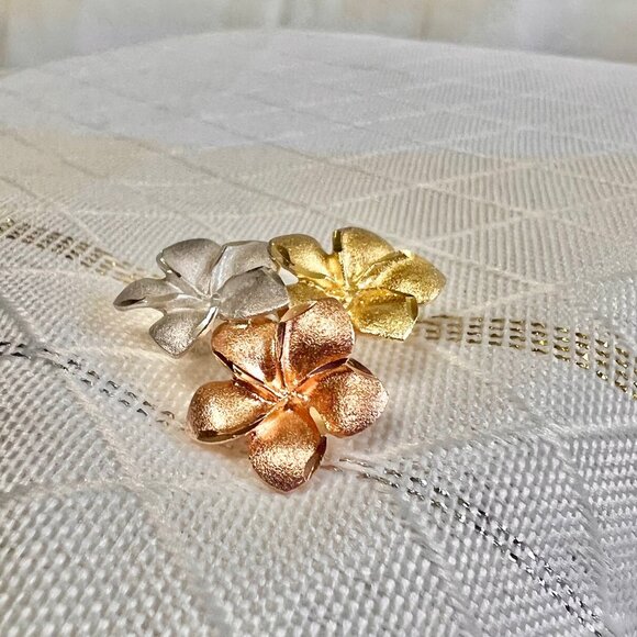 14K Gold Plumeria Floral Slide Pendant, Vintage Tri-Gold Floral Pendant - Picture 8 of 12